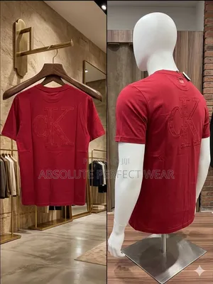 Heavy Textured Round Neck Top for Men