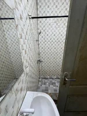 2bdrm Apartment in Pandak Agency, Achimota for rent