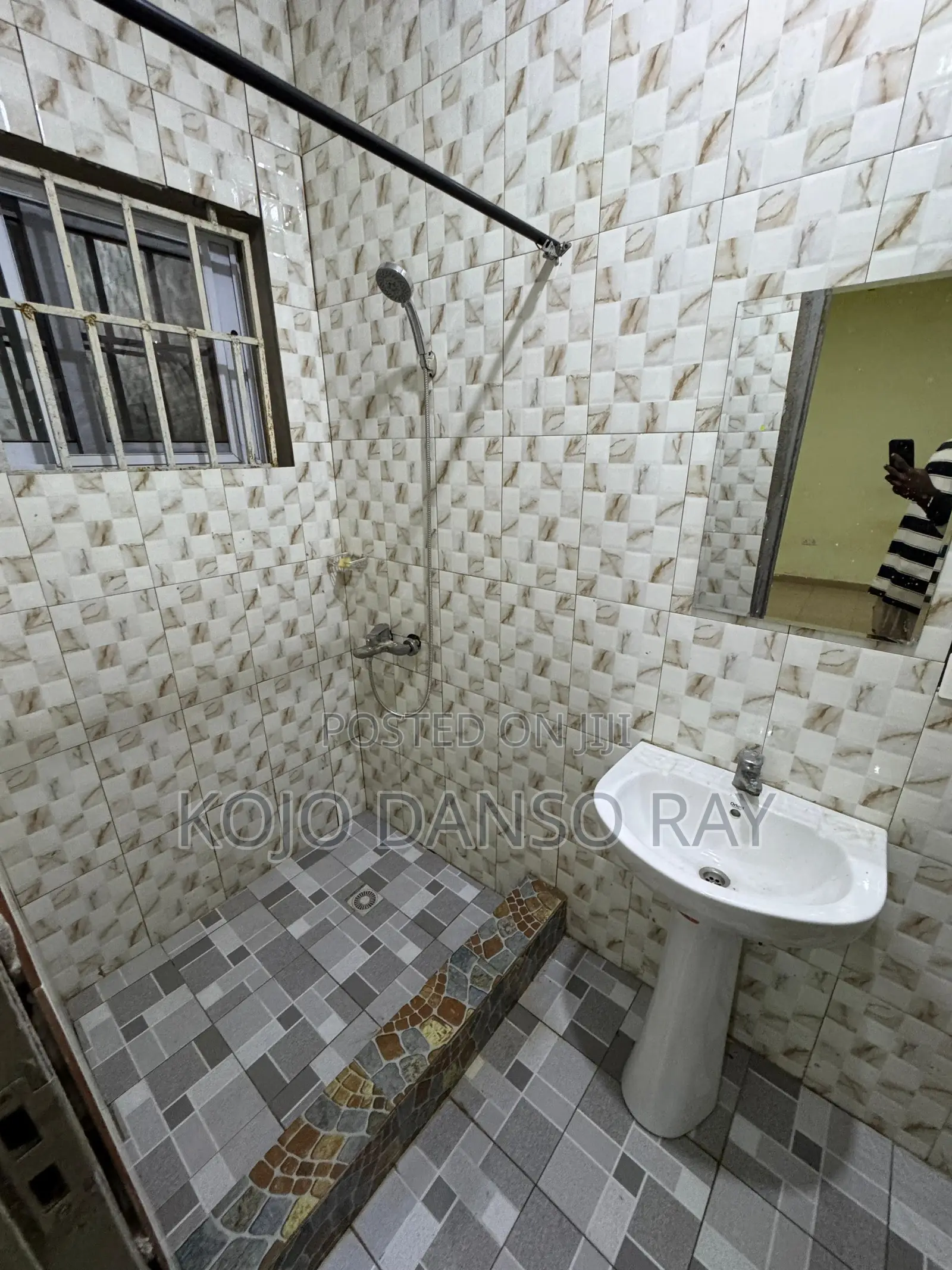 2bdrm Apartment in Pandak Agency, Achimota for rent