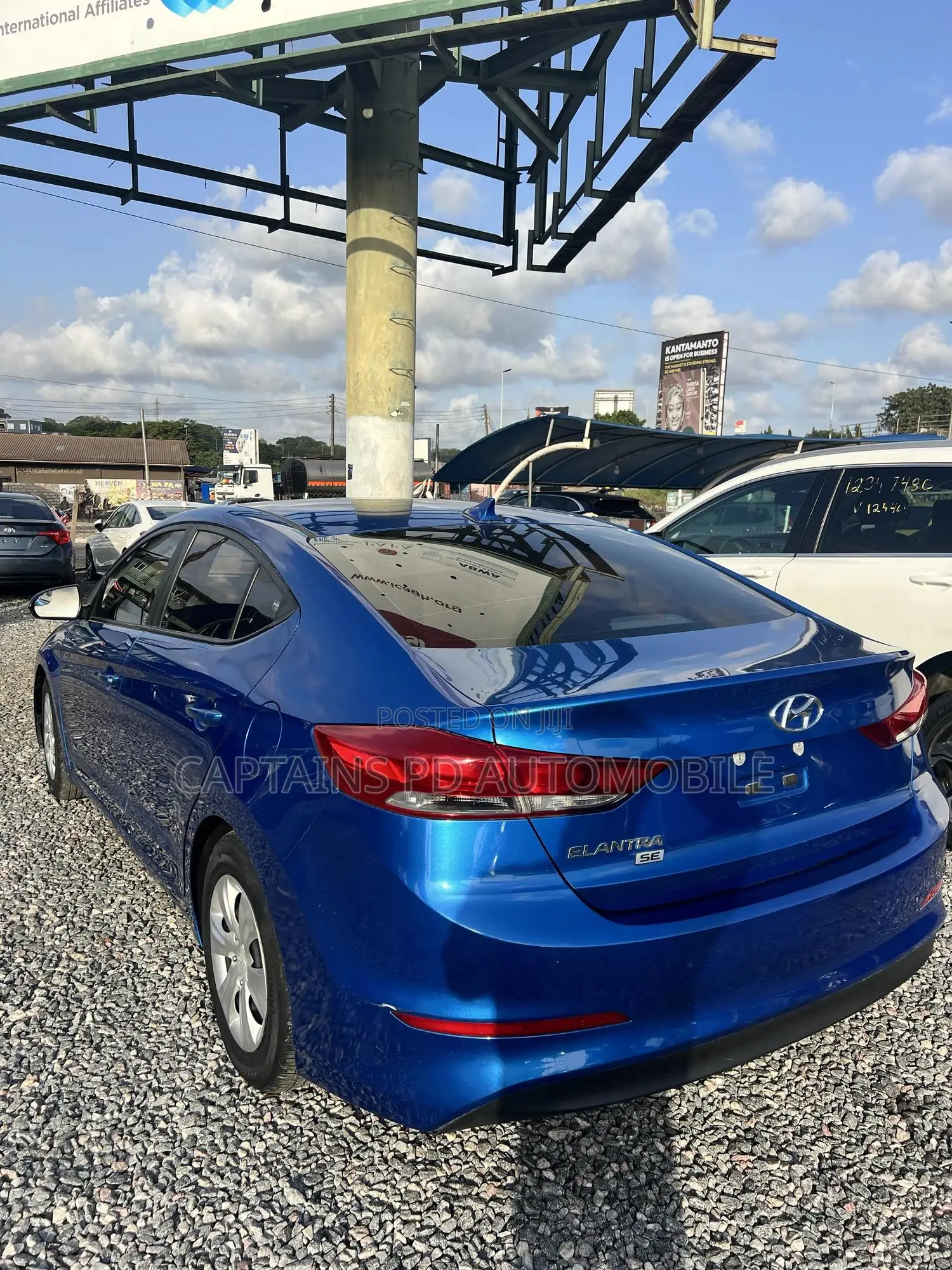 Hyundai Elantra 2017 Blue