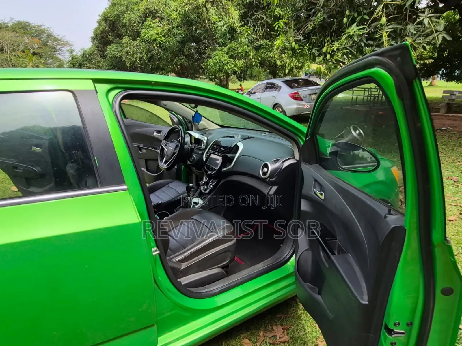 Chevrolet Sonic RS 2016 Green