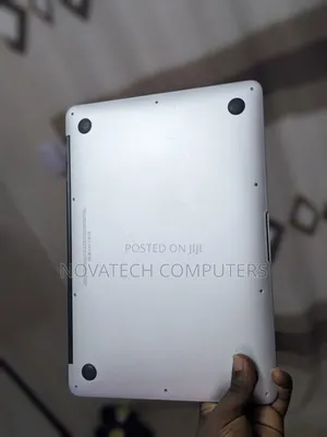 Laptop Apple MacBook Air 4GB Intel Core i5 SSD 128GB