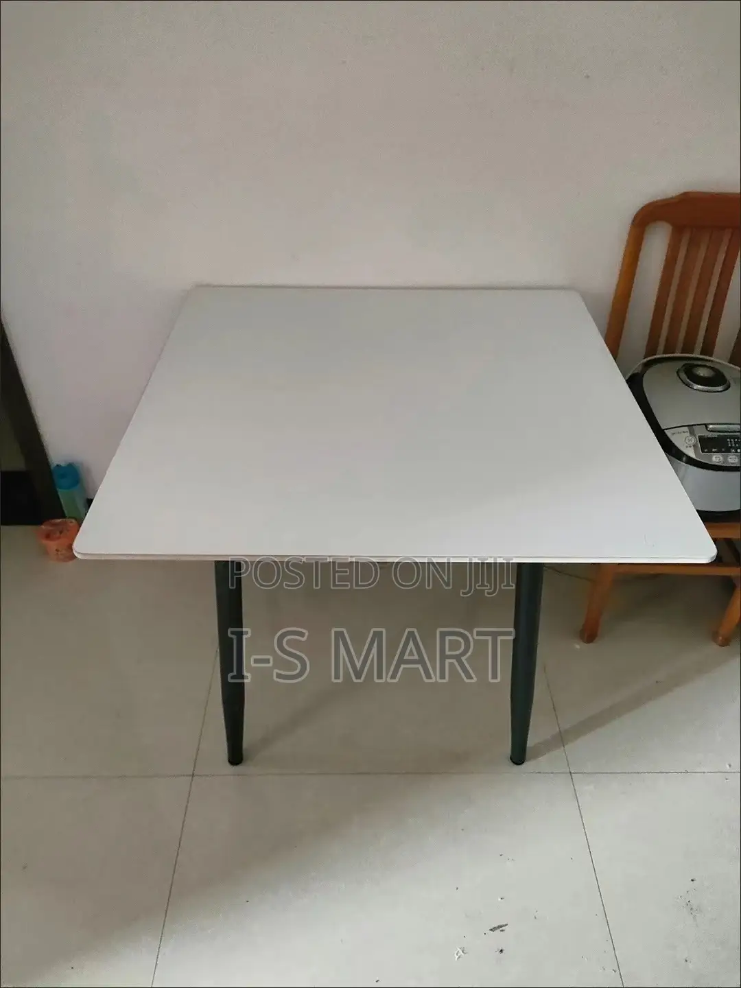 Dinning Table