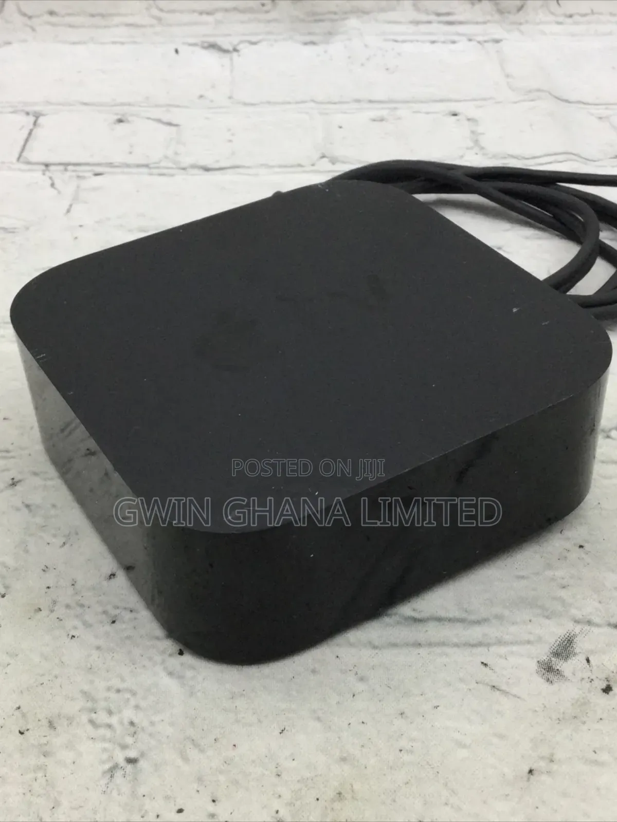 Apple Tv, 4th Gen A1625, 64 Gb Storage, Hd With Remote Control