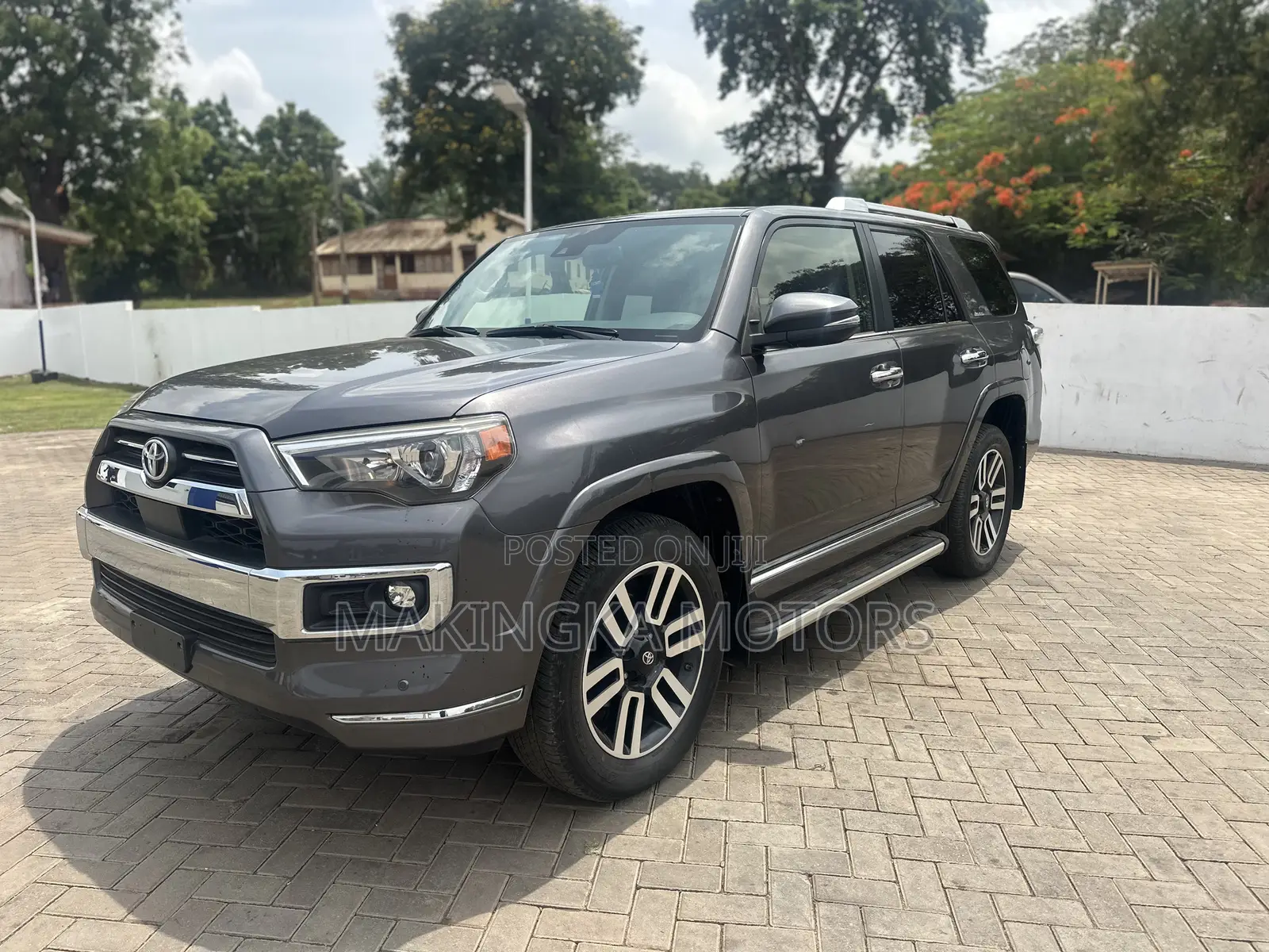 Toyota 4-Runner Limited 2021 Silver