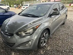 Hyundai Elantra SE 4dr Sedan (1.8L 4cyl 6M) 2015 Silver