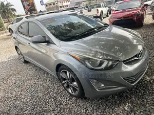 Hyundai Elantra SE 4dr Sedan (1.8L 4cyl 6M) 2015 Silver