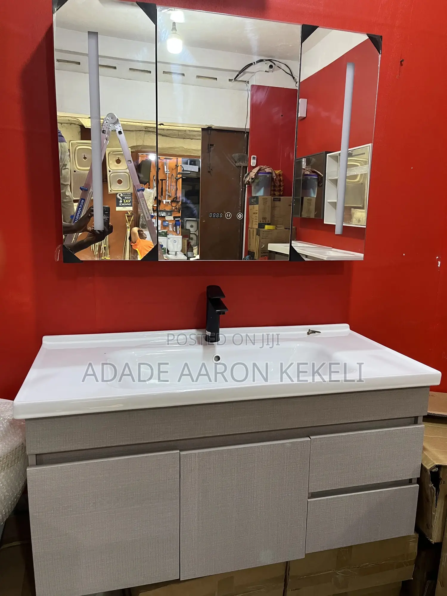Modern Bathroom Vanity Cabinet