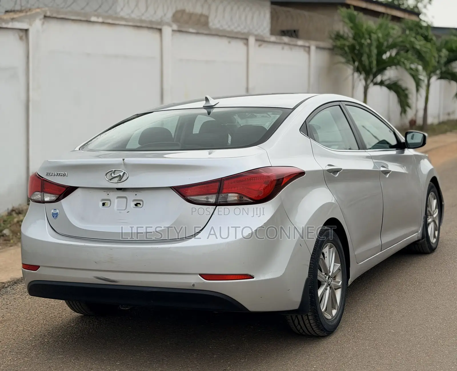 Hyundai Elantra 2015 Silver