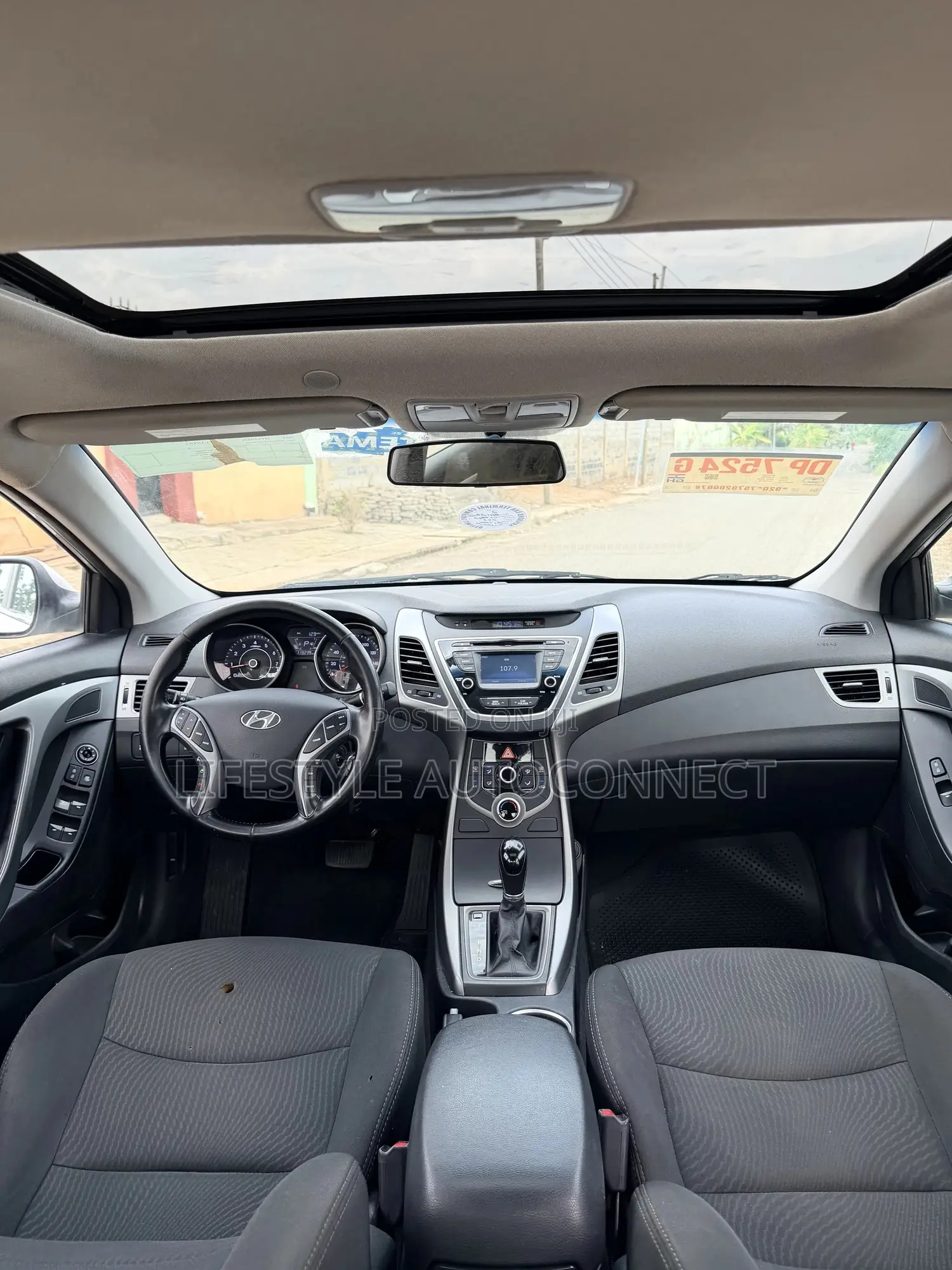 Hyundai Elantra 2015 Silver