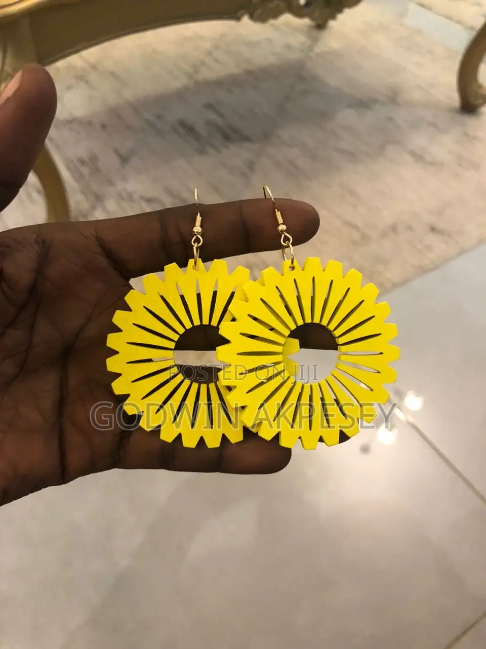 Lightweight Wooden Circle Earrings