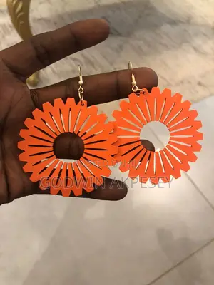 Lightweight Wooden Circle Earrings