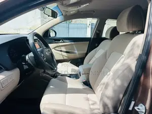 Hyundai Tucson Sport AWD 2017 Brown