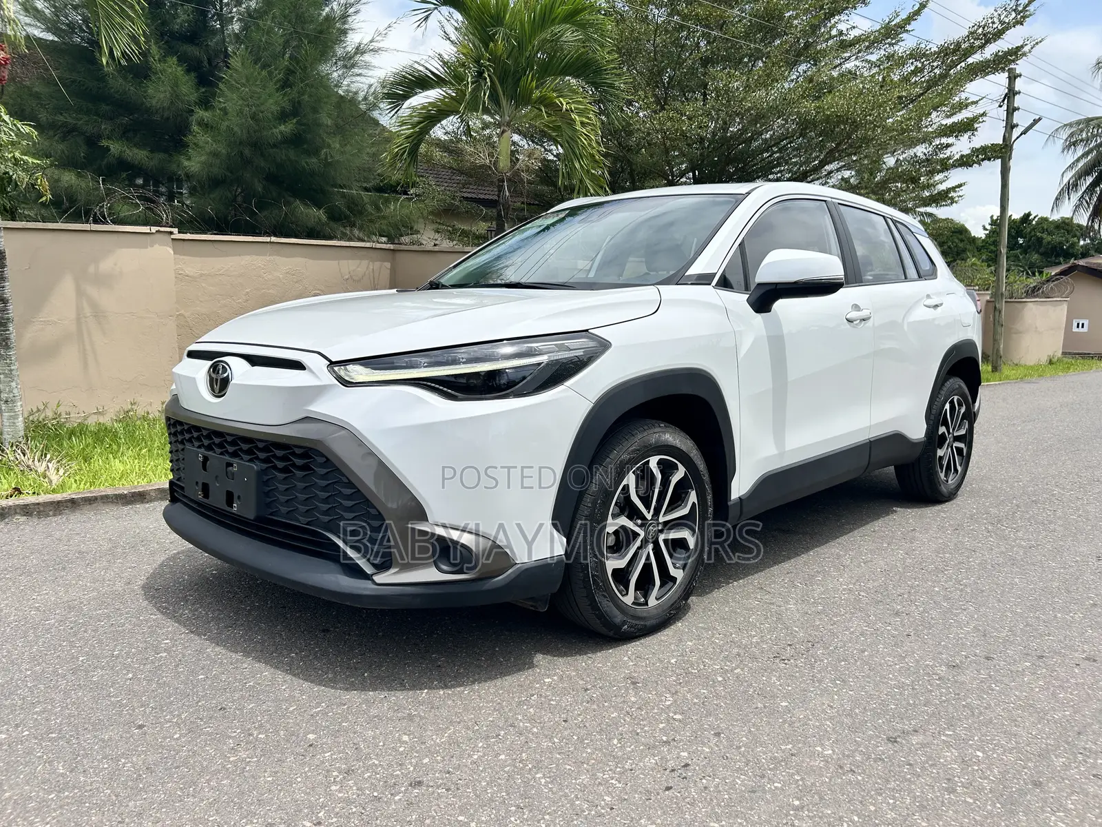 Toyota Frontlander 2.0 Petrol FWD 2022 White