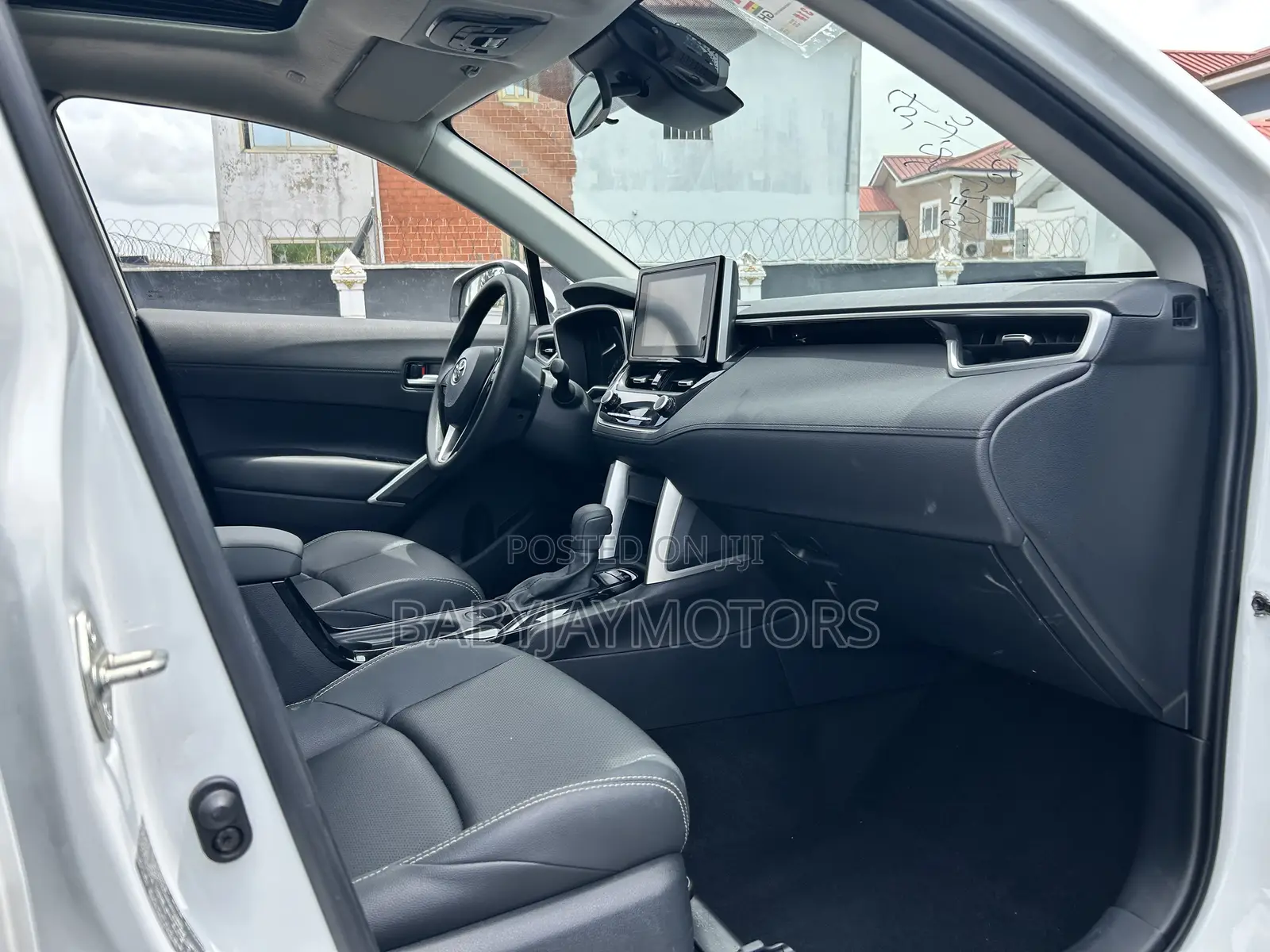 Toyota Frontlander 2.0 Petrol FWD 2022 White