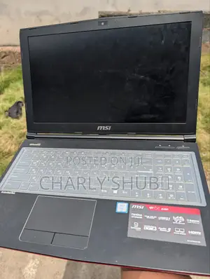 Laptop MSI 8GB Intel Core i7 HDD+SSD 1T