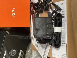 Sony A7 Iv Body With Accessories 1 Year Warranty