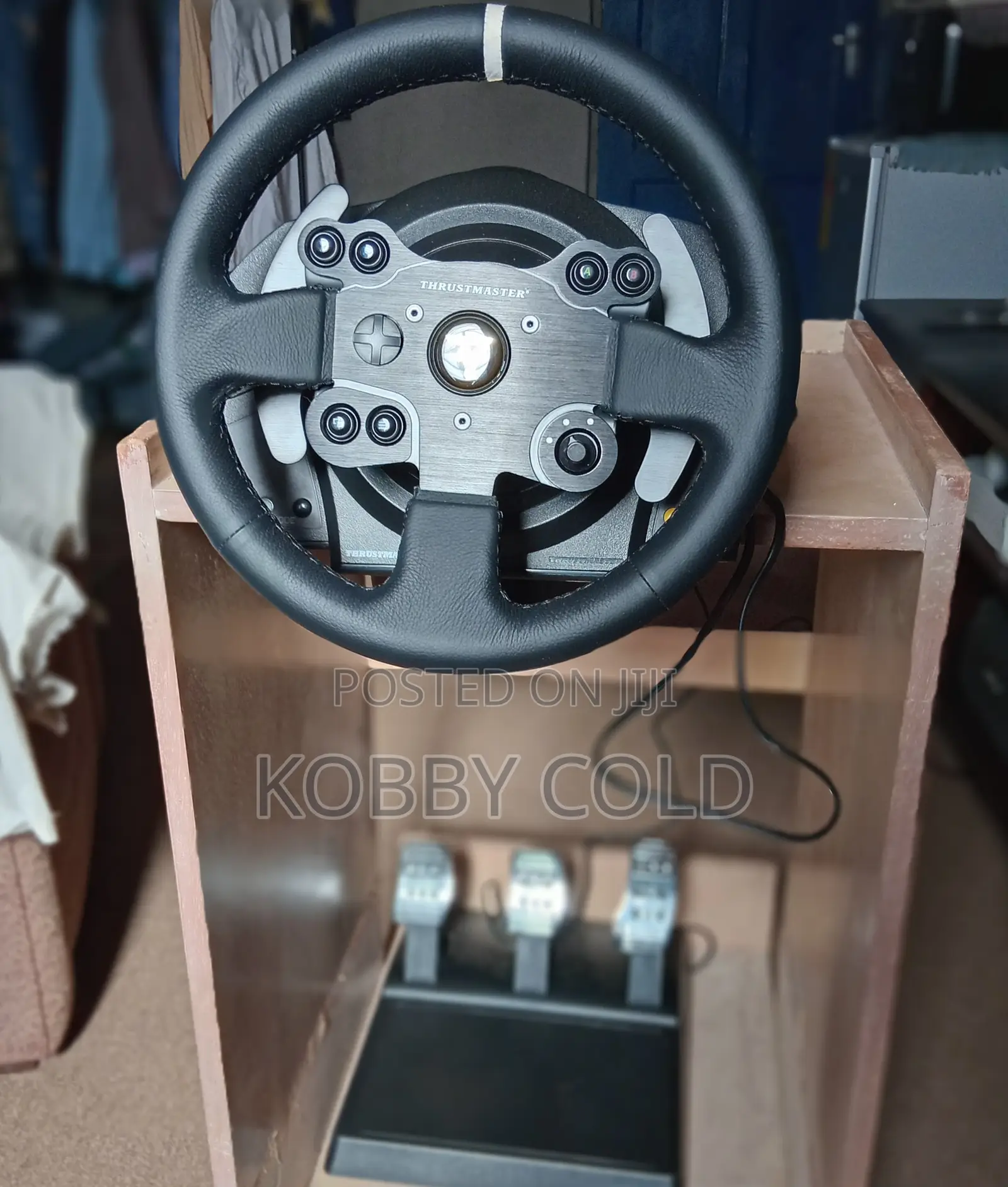Thrustmaster Tx Racing Wheel