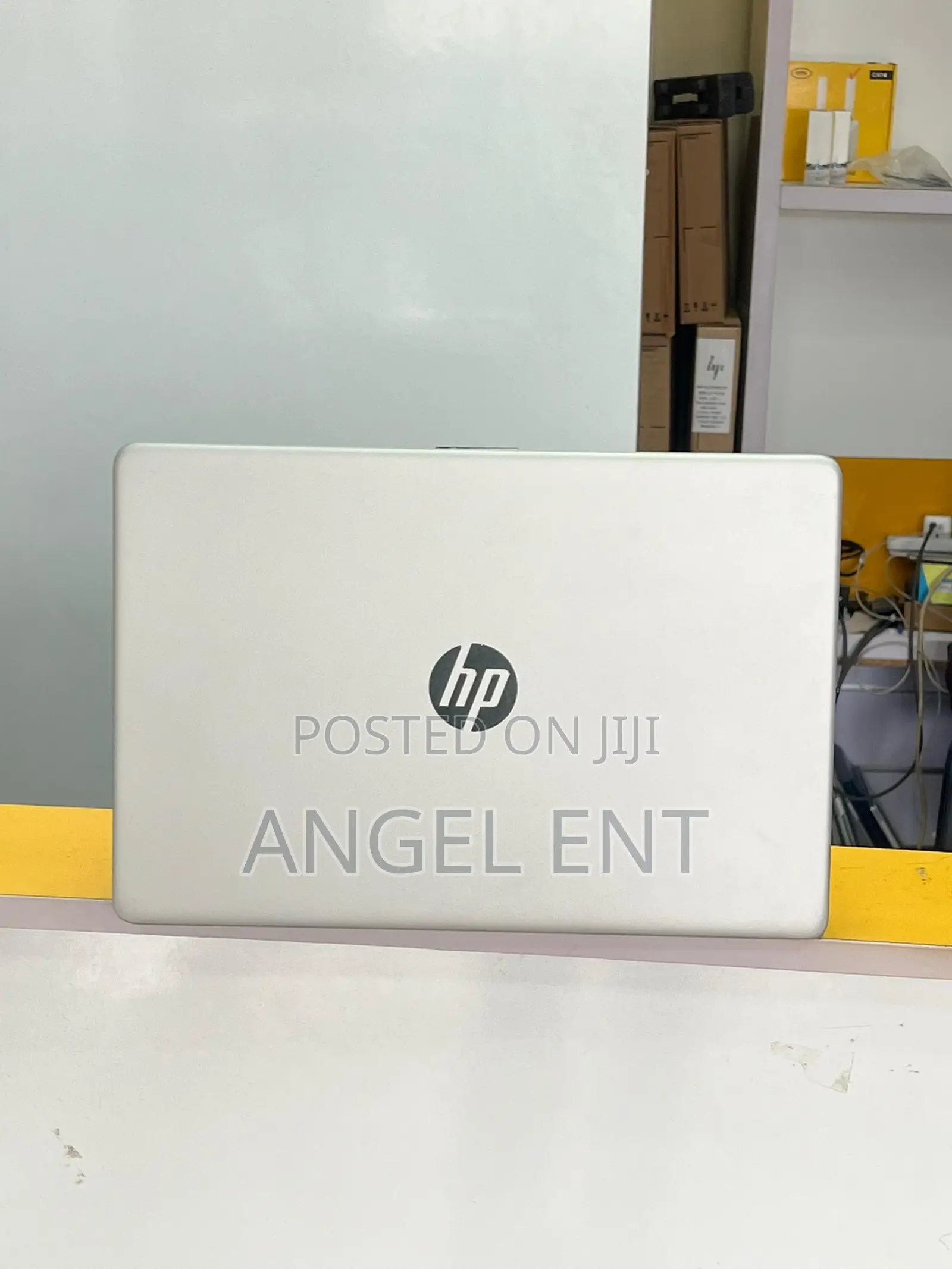 Laptop HP 15-dy1031wm 12GB Intel Core i5 SSD 256GB