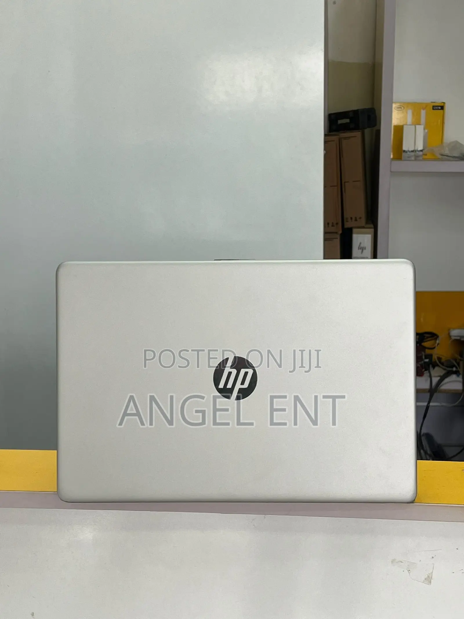 Laptop HP 15-dy1031wm 12GB Intel Core i5 SSD 256GB