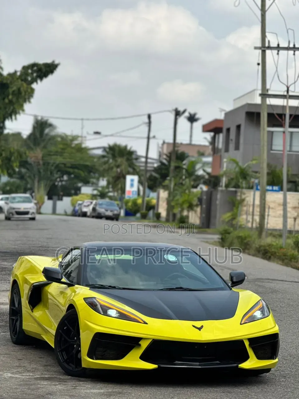 Chevrolet Corvette 2022 Yellow