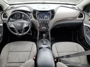 Hyundai Santa Fe SE AWD 2017 White