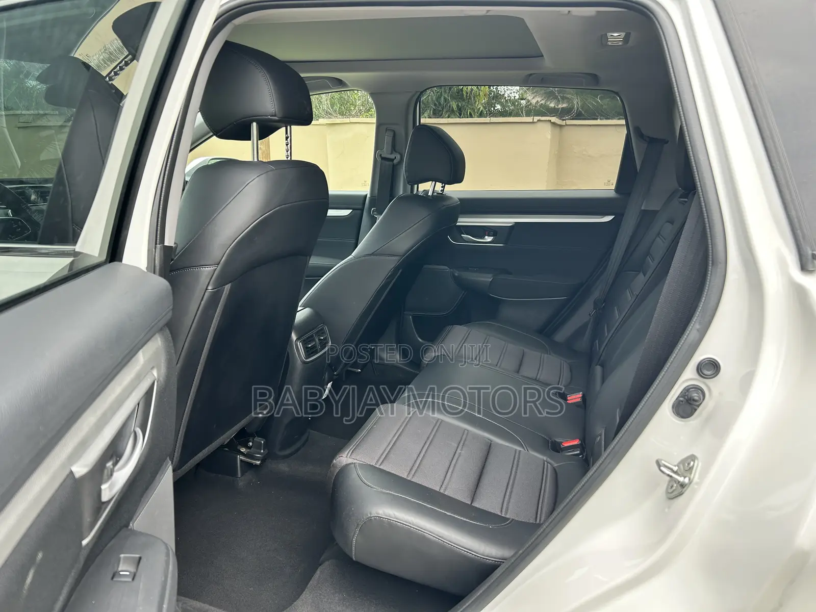 Honda CR-V LX 2021 White
