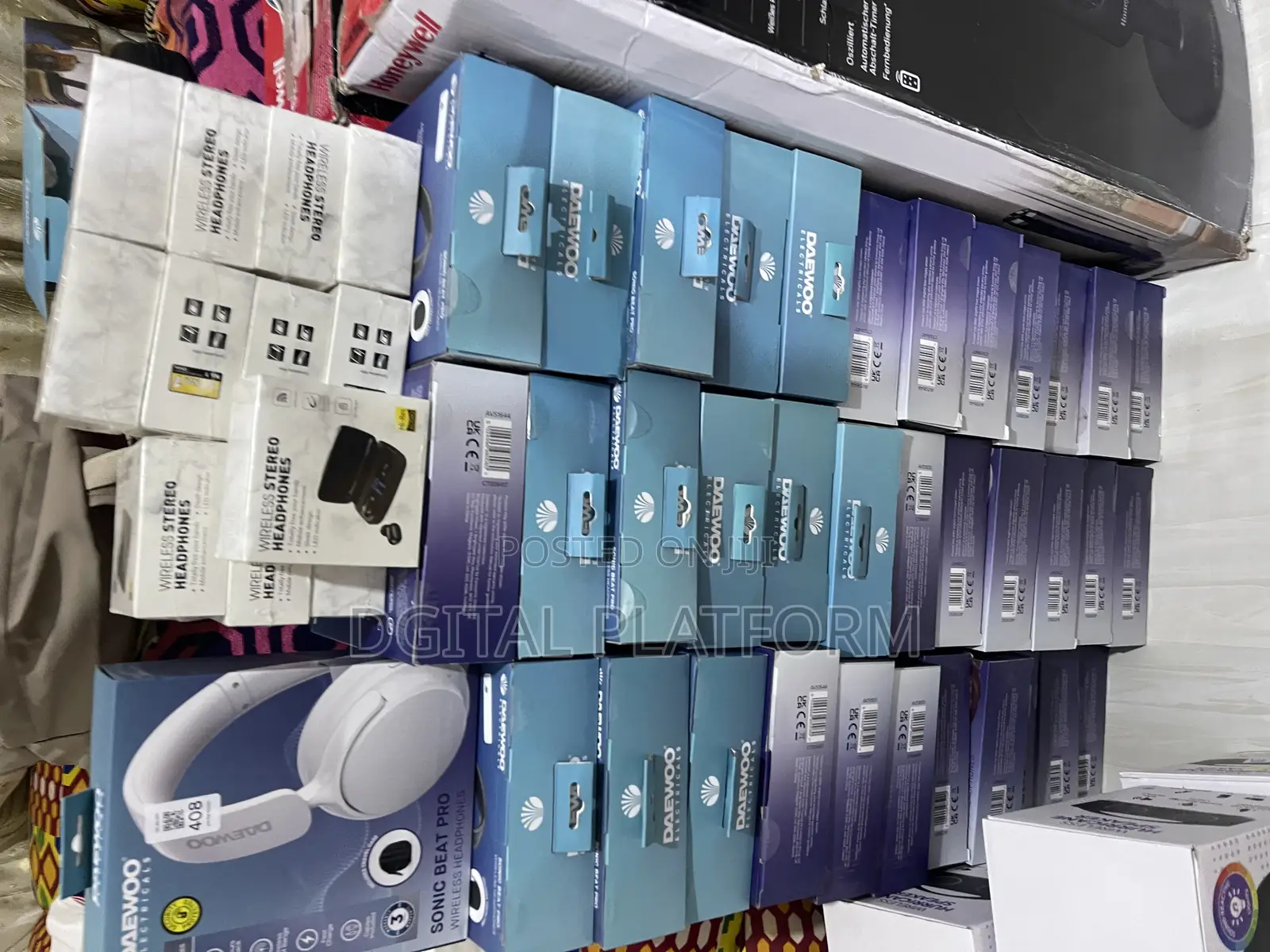 Daewoo Sonic Beat Pro Headphones