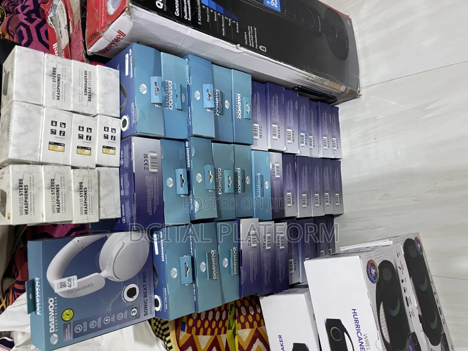 Daewoo Sonic Beat Pro Headphones