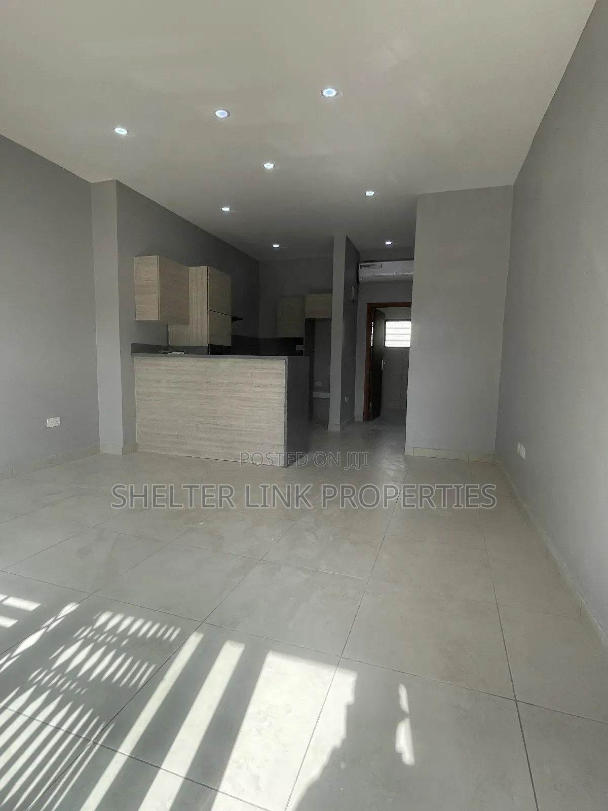 1bdrm Apartment in Round About for rent