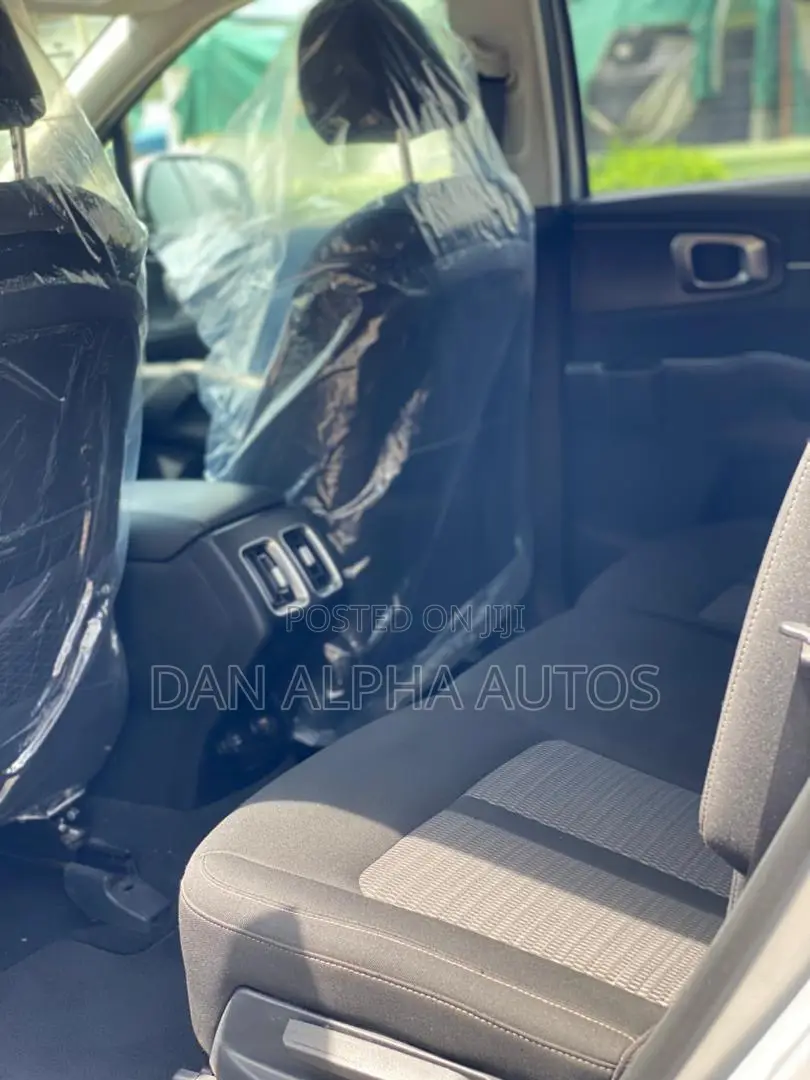 Kia Sorento LX 2022 Silver