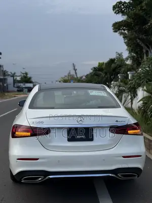 Mercedes-Benz E350 2021 White
