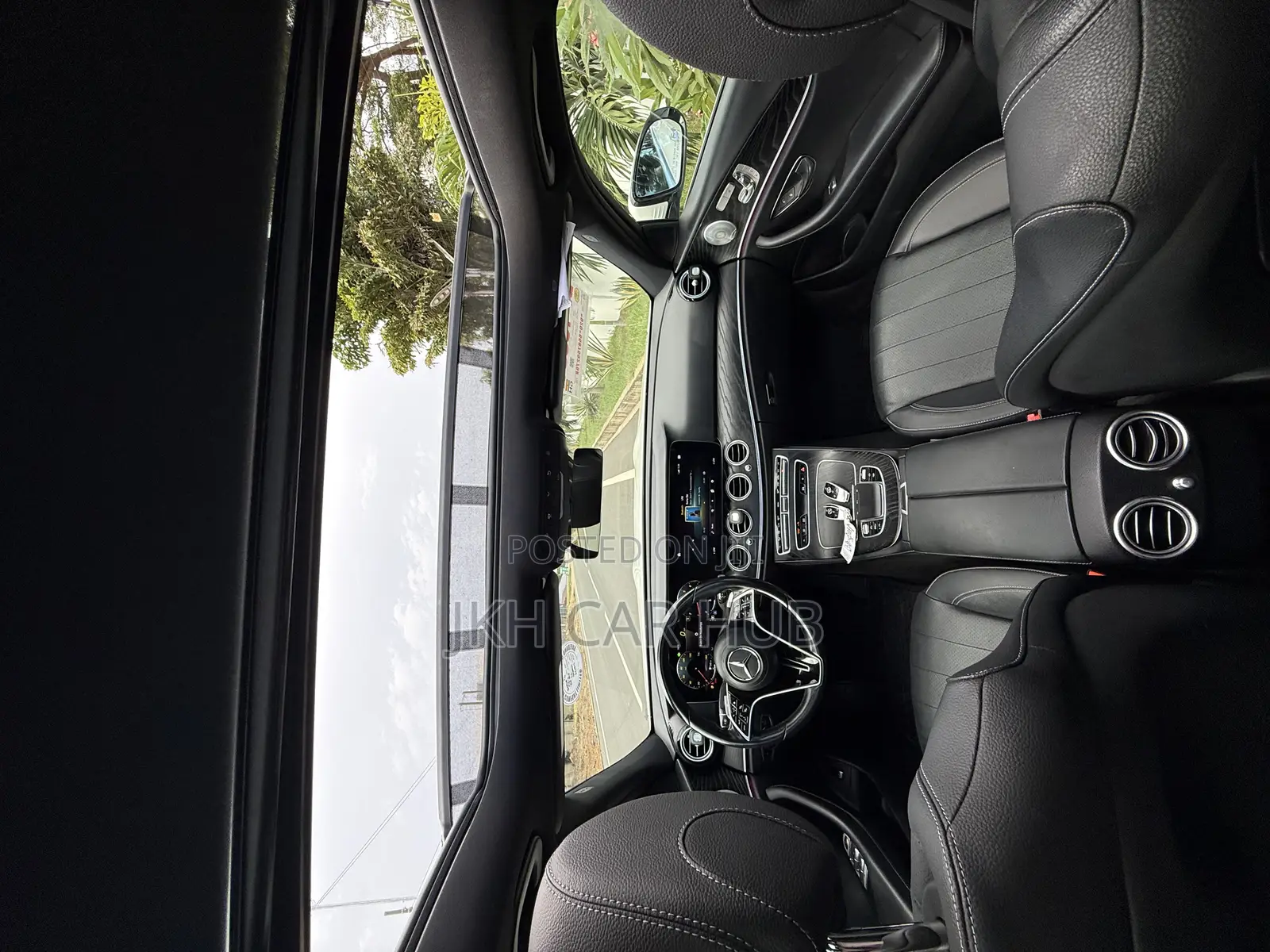 Mercedes-Benz E350 2021 White