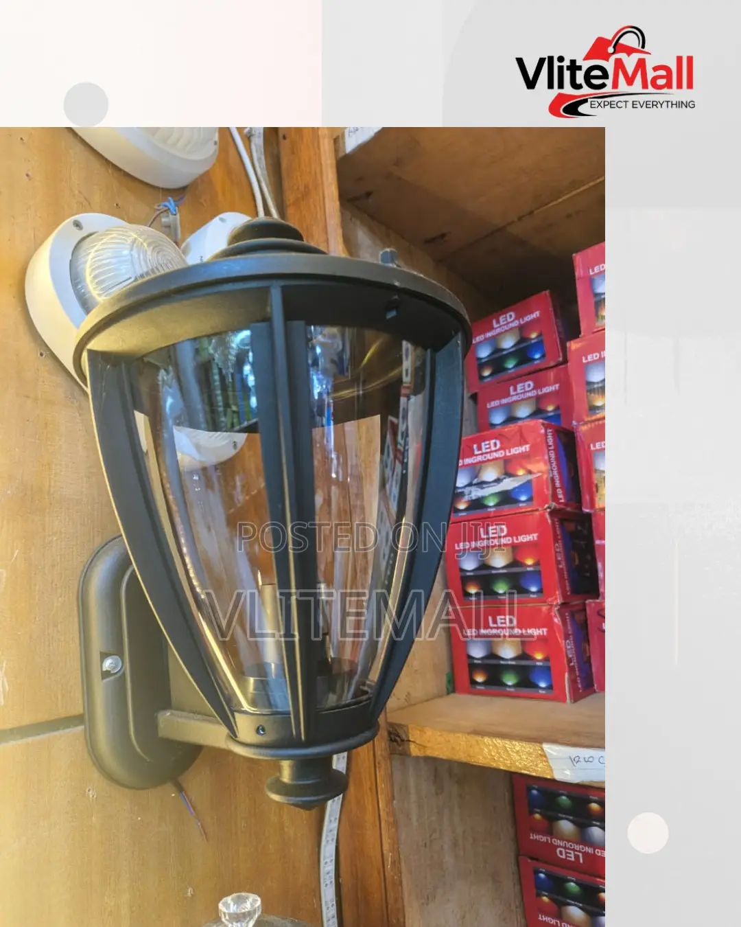 Aluminum Outdoor Wall Lantern
