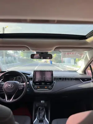 Toyota Corolla Hybrid SE 2023 White