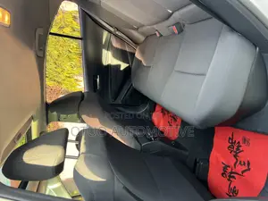 Toyota Corolla Hybrid SE 2023 White