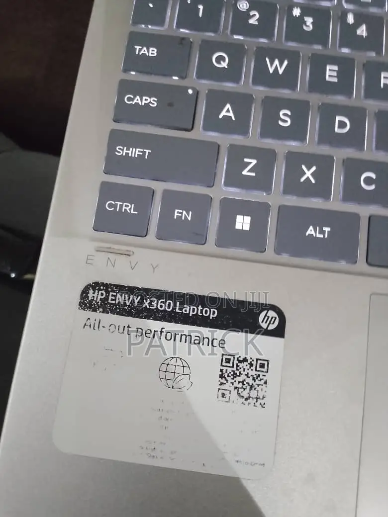 New Laptop HP Envy x360 16GB Intel Core i7 SSD 1T