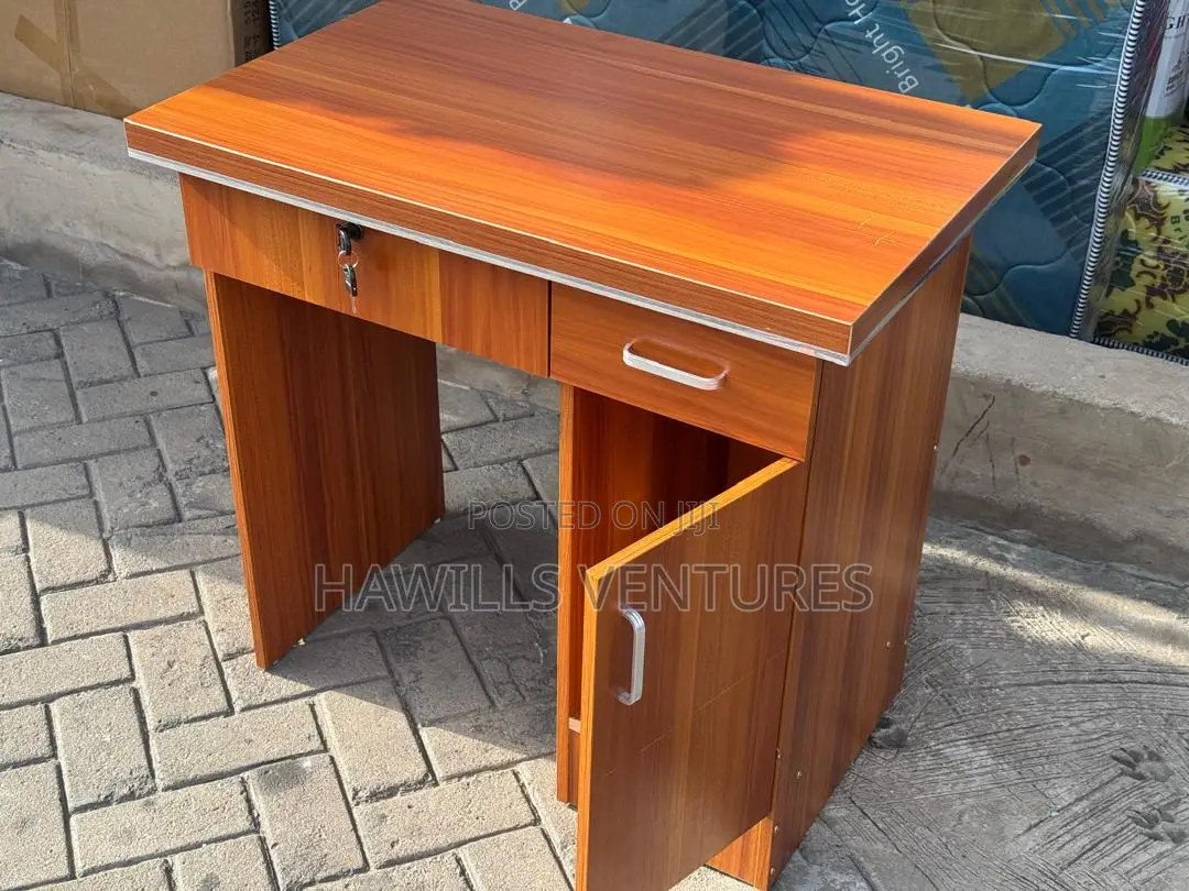 Single-Pedestal Wood-Finish Compact Office/Study Desk(80*60cm)