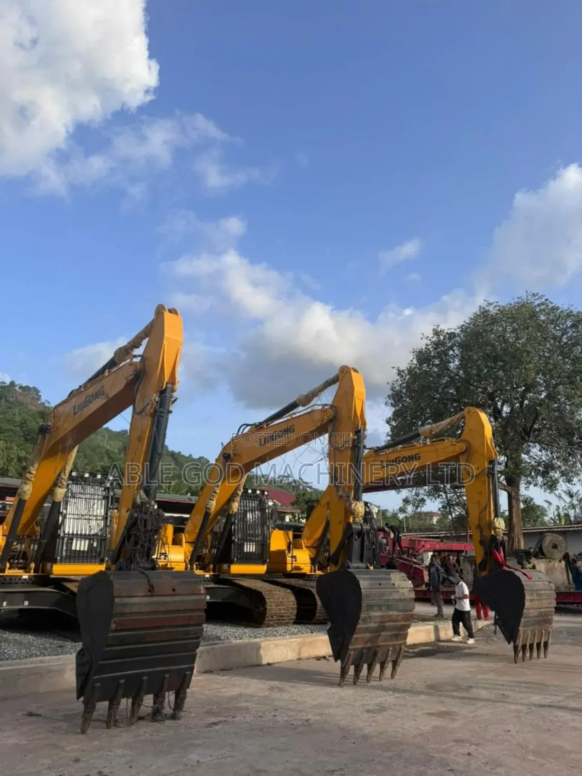 Sany Sy215c / XCMG Xc215c / Liugong 922e Excavators in Stock
