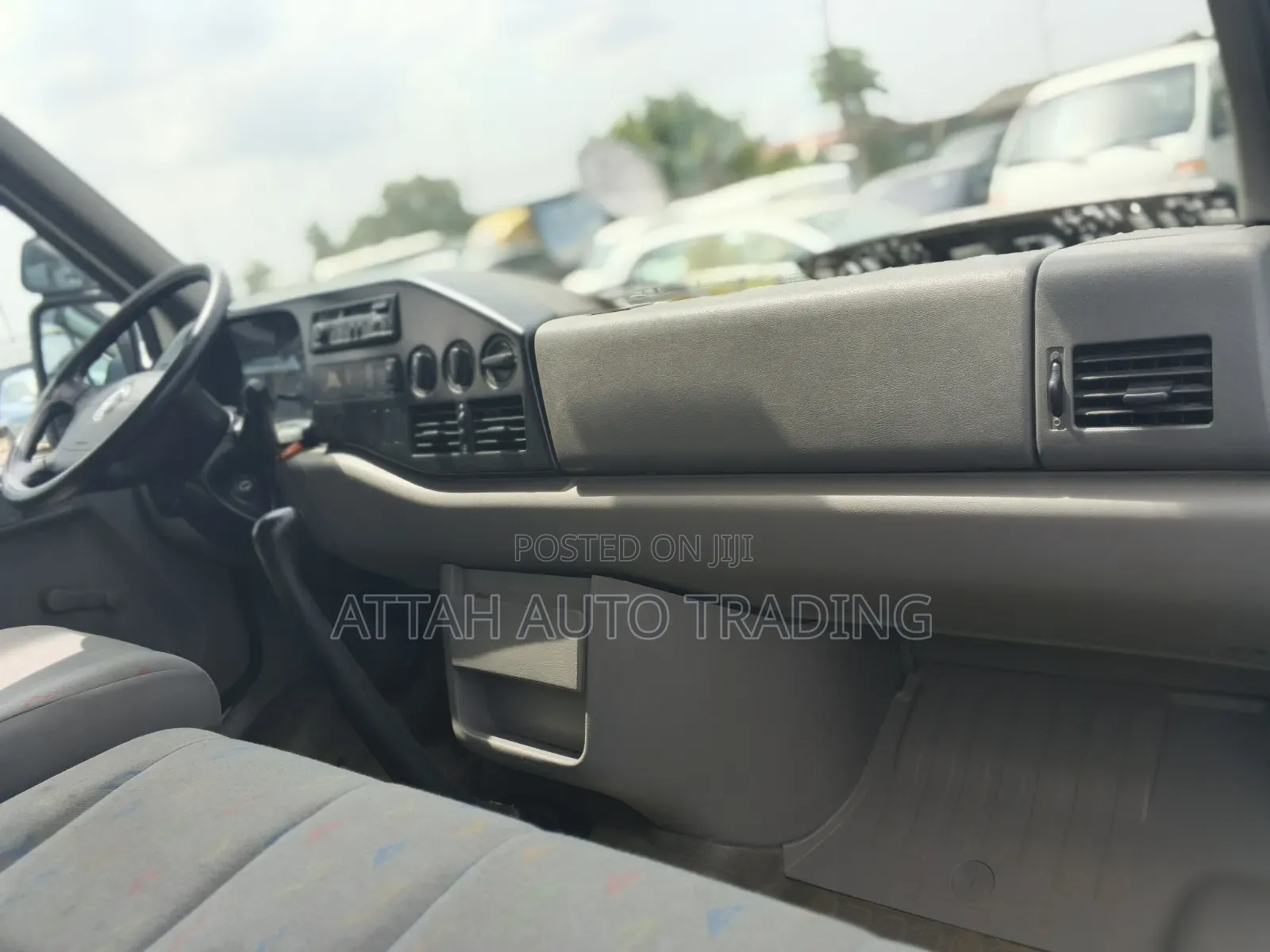 Volkswagen LT 2010 White