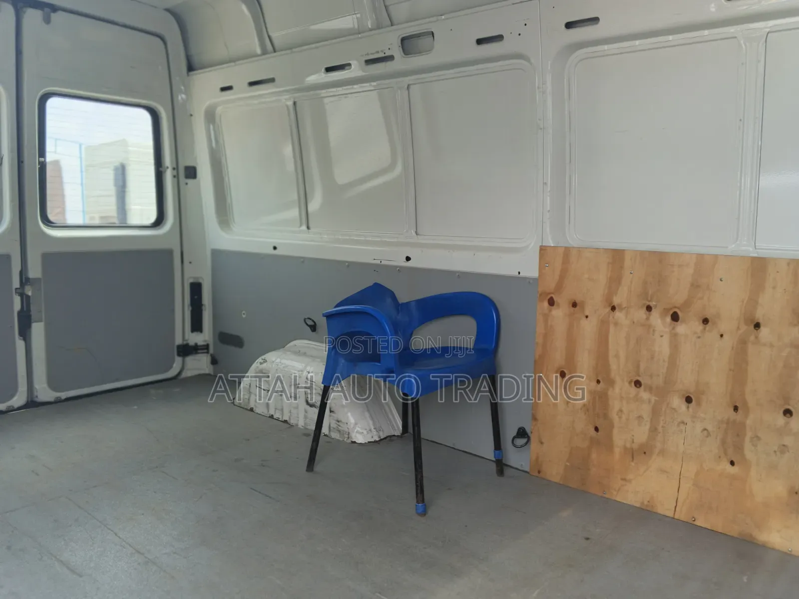 Volkswagen LT 2010 White