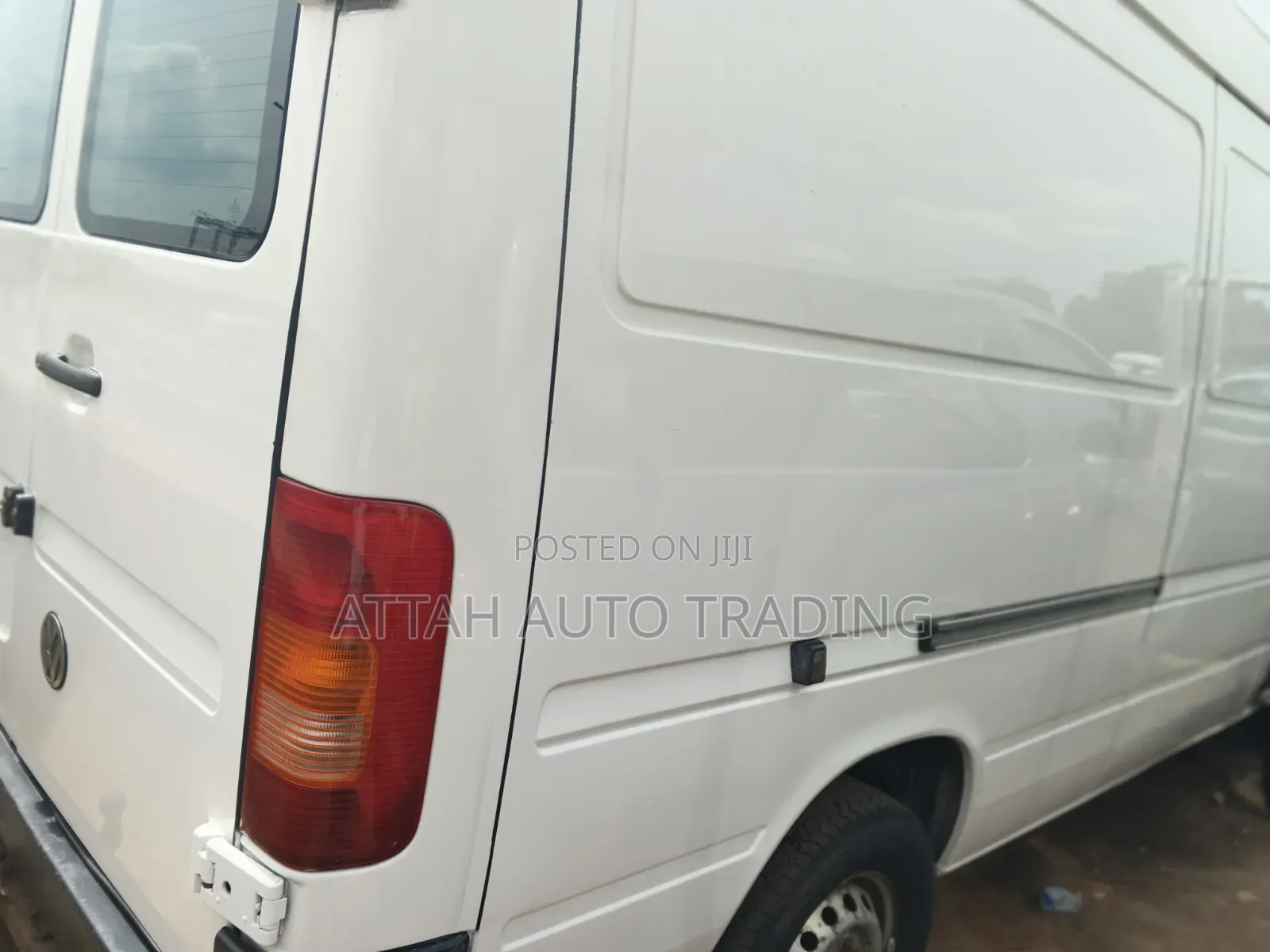 Volkswagen LT 2010 White