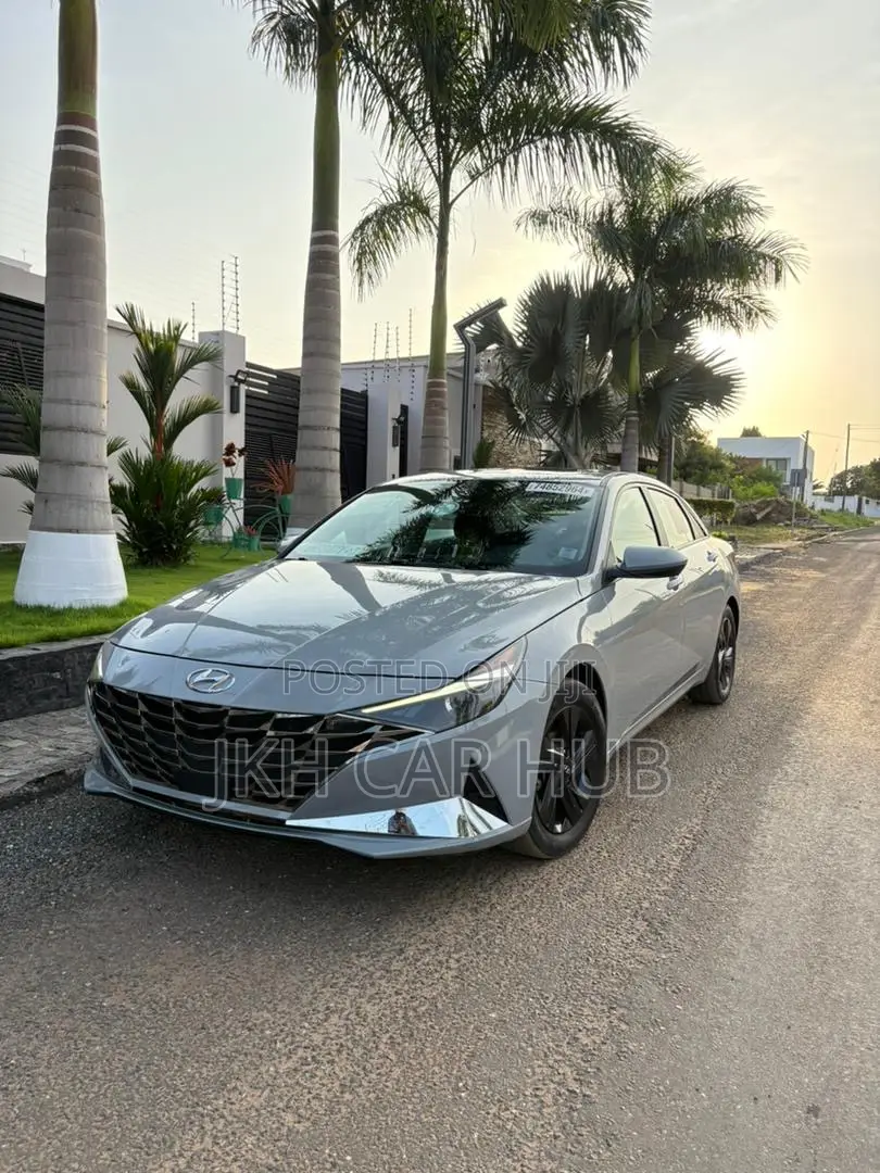 Hyundai Elantra SEL 2021 Gray