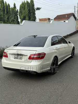 Mercedes-Benz E350 Base 2dr 4Matic Coupe AWD (3.5L 6cyl 7A) 2012 White