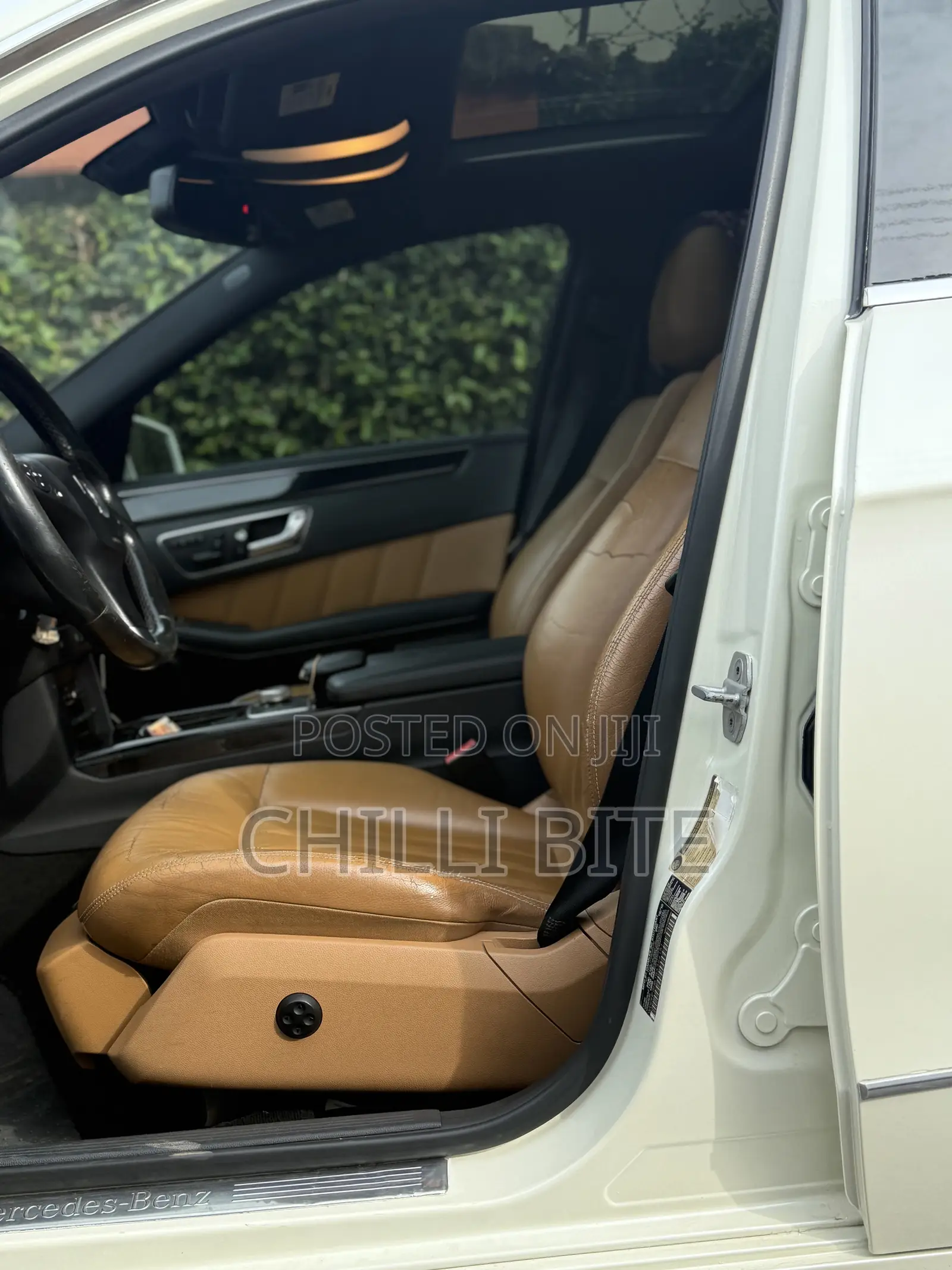 Mercedes-Benz E350 Base 2dr 4Matic Coupe AWD (3.5L 6cyl 7A) 2012 White