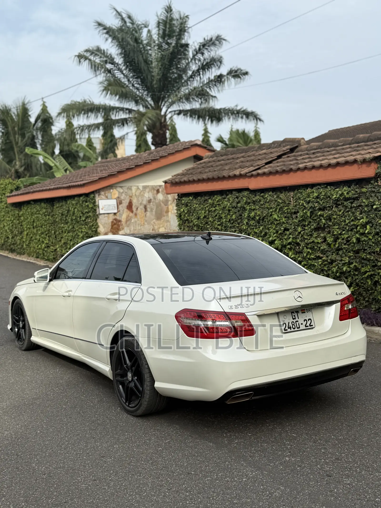 Mercedes-Benz E350 Base 2dr 4Matic Coupe AWD (3.5L 6cyl 7A) 2012 White