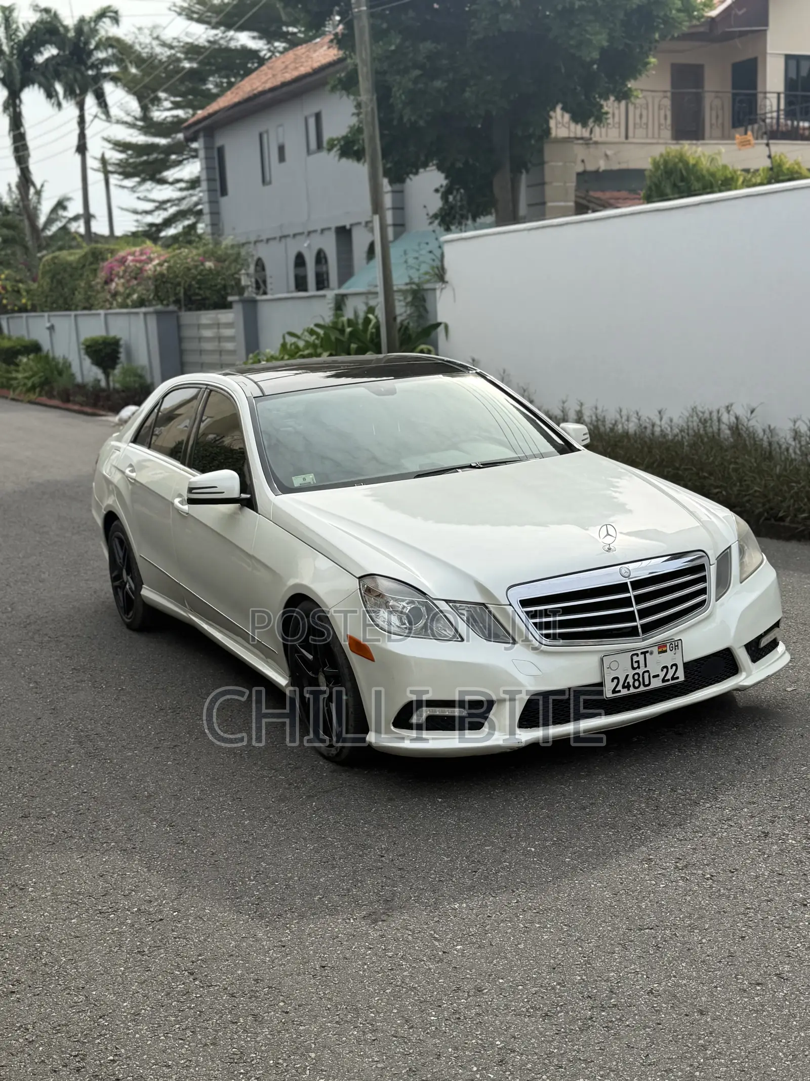 Mercedes-Benz E350 Base 2dr 4Matic Coupe AWD (3.5L 6cyl 7A) 2012 White