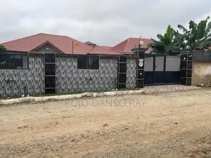 4bdrm House in Kwabenya for sale