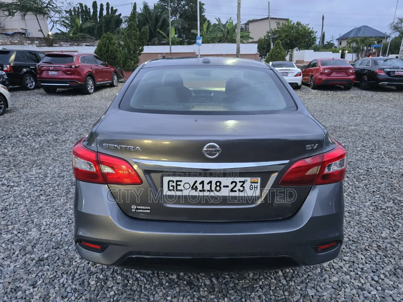 Nissan Sentra SV 2016 Gray