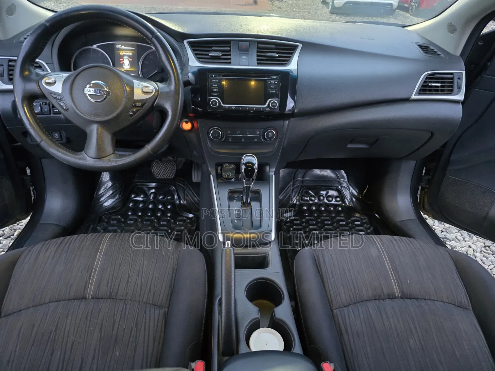 Nissan Sentra SV 2016 Gray